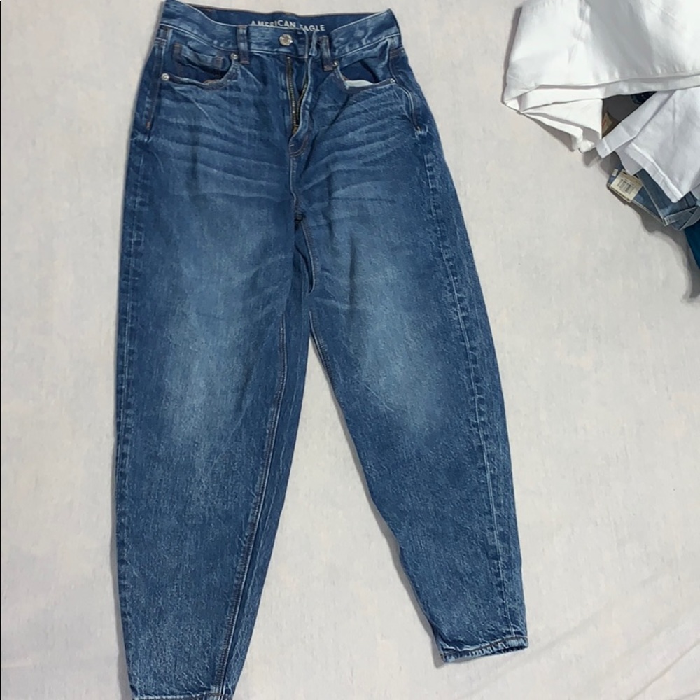 AEO Mom Jeans nwot